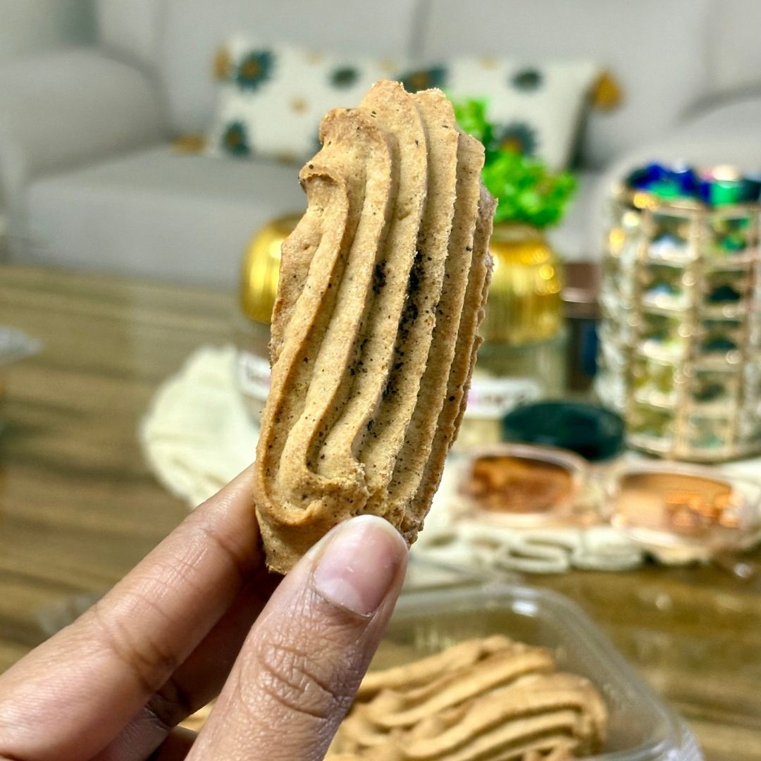 Black Pepper Cookies